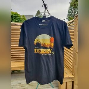COPY - Welcome to Derry T-shirt  *glow-in-the-dark*